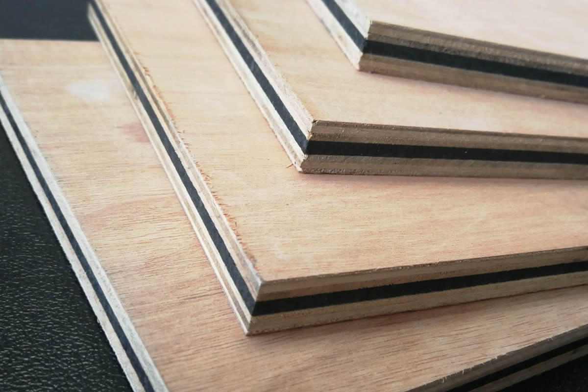 Marine Plywood Panels for Boats and Outdoor Applications
